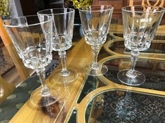 4 Cristal D’Arques-Durand Chantelle Claret Wine Glasses 6 7/8″ Tall 3 1/4″ Wide
