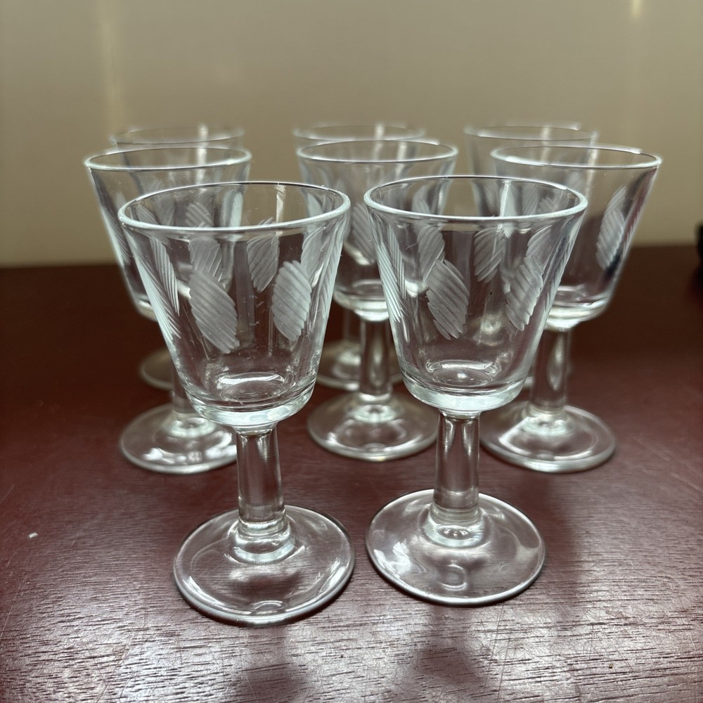 Vintage 3.5” Etched Stemmed Liqueur Glasses “ripple Chip” Design Set Of 8 France
