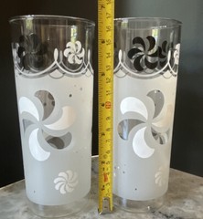 Vintage Frosted Black White Pinwheels Set Of 2 Tumbler Drinking Glasses MCM