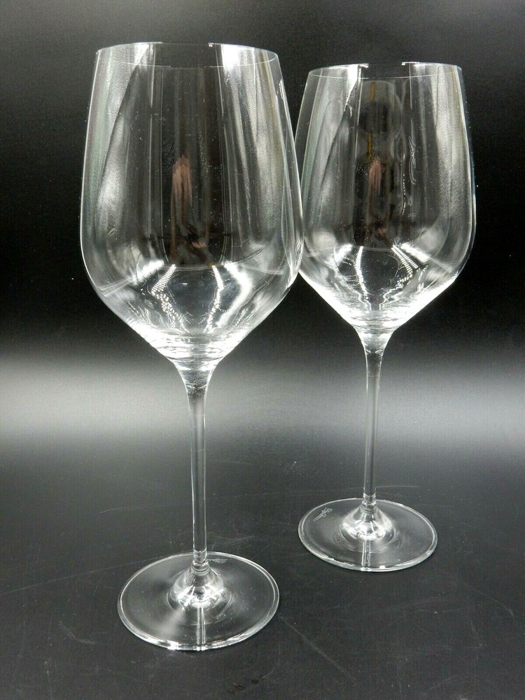 SET OF 2 OLEG CASSINI CRYSTAL LONG STEM WINE GLASSES ~ SIGNED