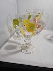 Laurie Gates Pitcher & 4 Glasses – Slice Pattern W/ Polka Dots