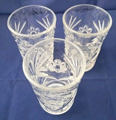 Anchor Hocking 3 7/8″ tall Prescut Clear / Star of David 6 oz Juice 3 Glasses (I