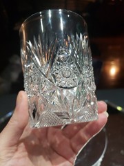 (1) Tumbler 4″, American Brilliant Period Cut Glass Crystal Early design Straus?