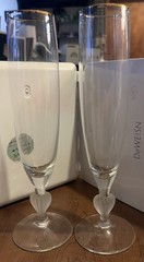 2-WATERFORD MARQUIS CRYSTAL SWEET MEMORIES TOASTING FLUTES WEDDING HEARTS