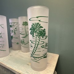 Vintage Set Of 4 Frosted Glass Vacation Themed palm trees sailboats Tumblers 430