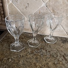 3 Beautiful Vintage Fostoria Wine Glasses in Alexis 4 1/2“