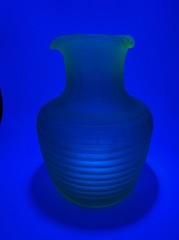 Vintage 1930s Frigidaire Uranium Glass Green Iced Tea Server Pitcher Vaseline