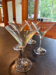 Set of 4 Krosno Martini Glasses BRAND NEW NO TAGS PERFECT FOR HOLIDAY PARTIES