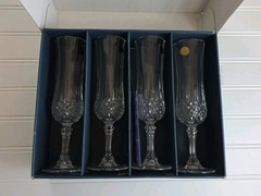 Cristal D’Arques Paris Longchamp Set of 4 Flutes 8″ 4 1/2oz NIB