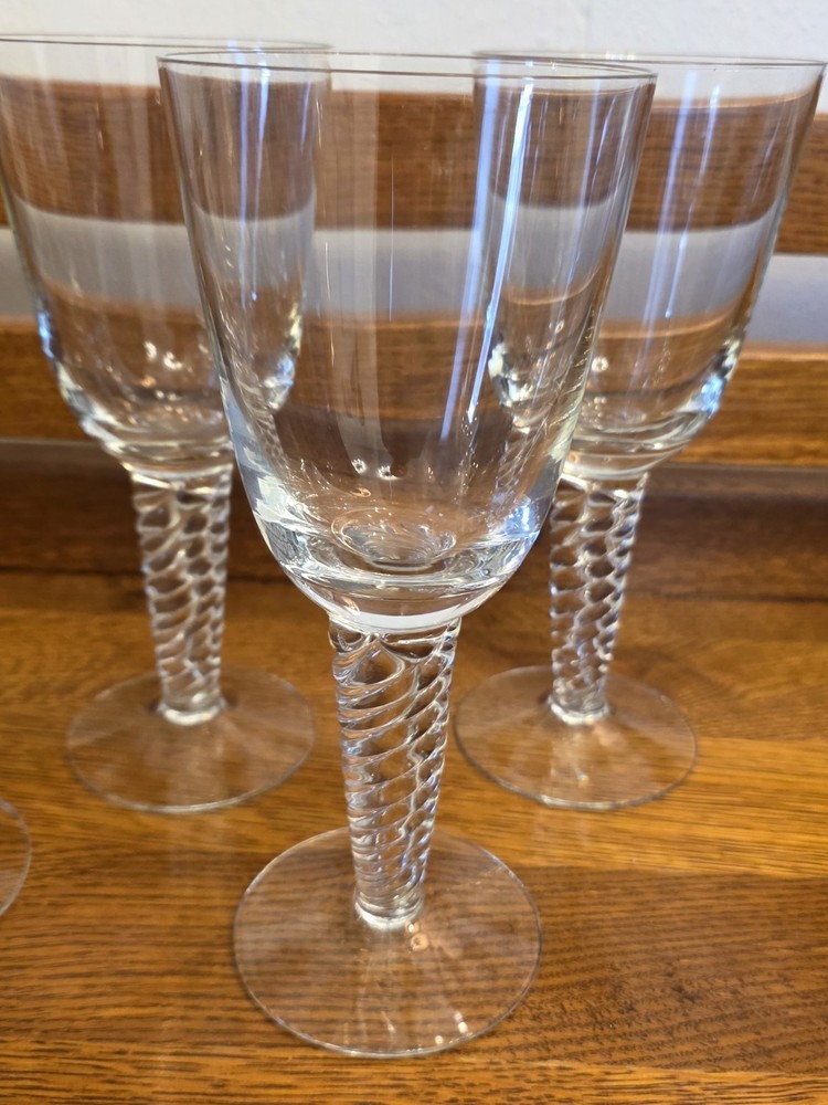 Set of 4 – 8.5″ Holmegaard – Kastrup – Hand Blown Twist Porter Wine Glass Goblet