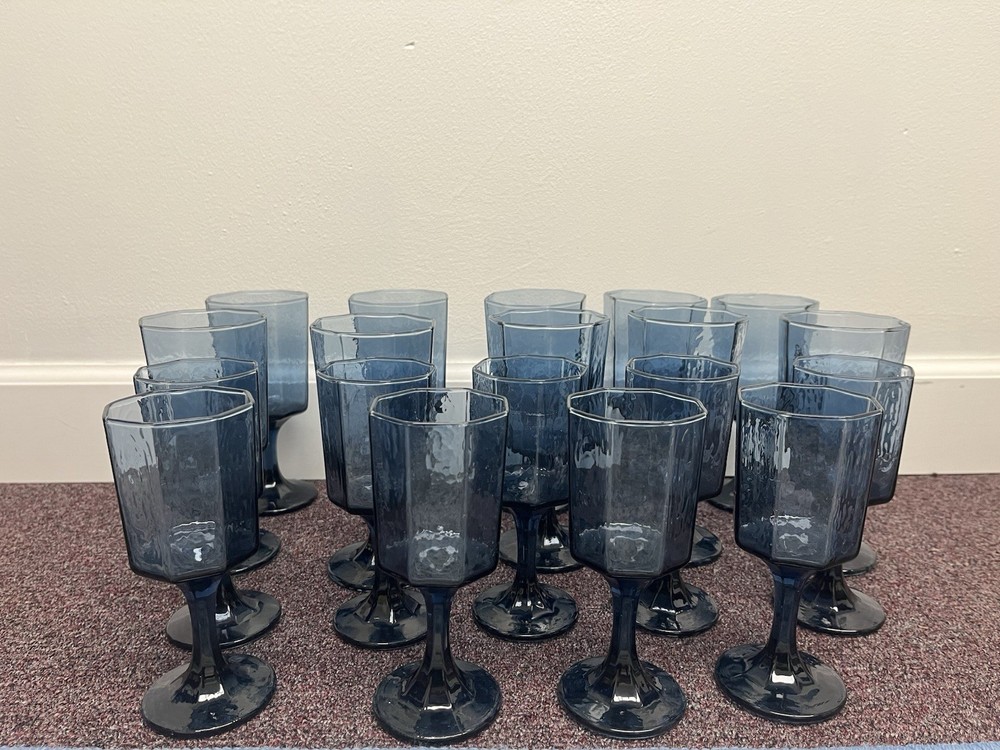 Libbey Facets ✨ Blue Cobalt, Octagon Wine Water Goblets Glasses, Set 19