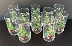 Lumiarc Noel Christmas Tree Glass Tumblers 5 1/4″ Set of 10 Vintage