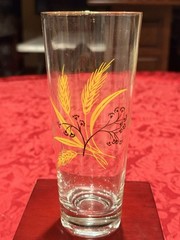 Classic Vintage Homer Laughlin Golden Wheat Glass Set of 9 Ex Cond 7” Gold Rim