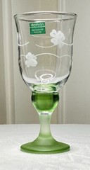 Eamon Hand Engraved Shamrocks Ireland Wine Glass