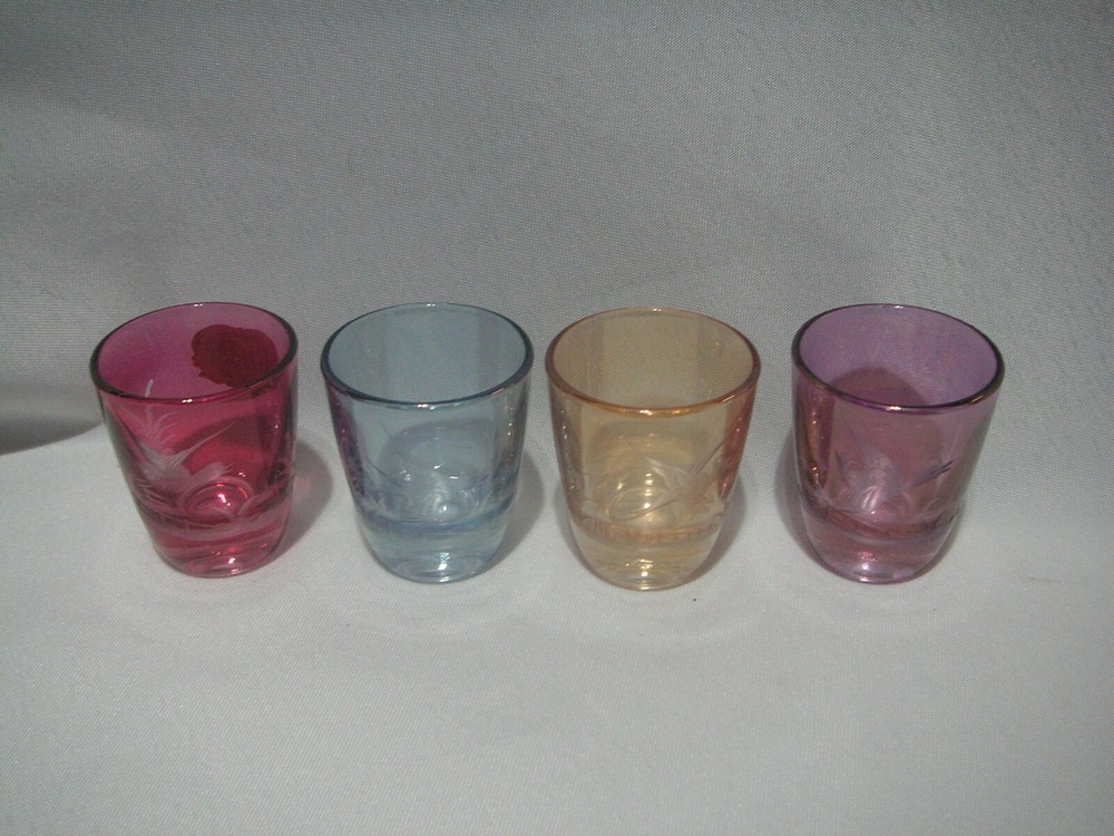 4 BOHEMIAN GLASS BIRD WITH FOLIAGE CUT TO CLEAR SHOT GLASSES, MARKED ON BOTTOM