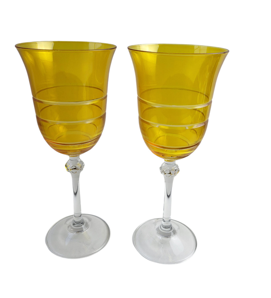 Set Of Two Wine Cocktail Wine Glasses Yellow Tall Stem Etched Groves 8.25 in