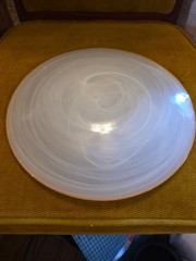 Vietri Crystal Alabaster White with Gold Trim Pattern Luncheon Plate 8 1/8″