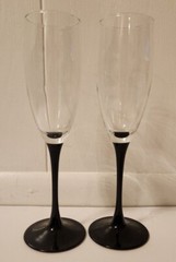 Set 2 Vintage LUMINARC Black Stem Glass Champagne Flutes Wine France