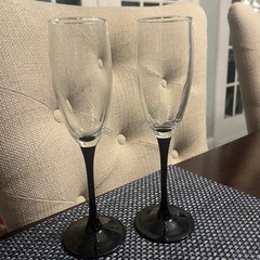 Luminarc Black Stem Champagne Flutes Wine Glasses Set of 2 France EUC