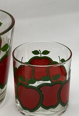 VTG Colony Red Apple Set 2 Drinking Glasses And Glass Ice Bucket 1970’s