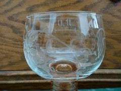 3 Roemer Beehive Wine Glasses Marigold Amber Etched Grapes Bacchus Germany