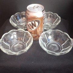 Vintage 4 Clear Glass Berry/Dessert Bowls With Scalloped Rim 4.25″ EUC