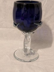 2 Cobalt GLOWY! Art Glass STAG DEER ELK Wine Glasses Silver Black Signed Dated