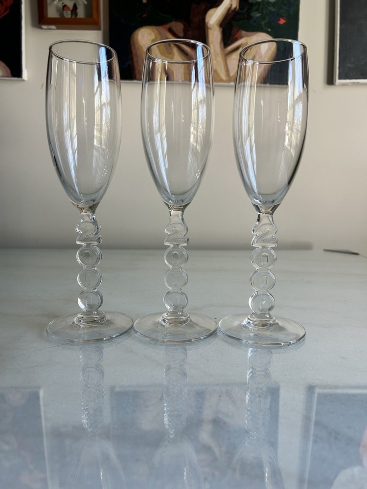 Vintage Millennium 2000 Champagne Flutes Set of 3 Y2K New Years Toast Glass 9.5”