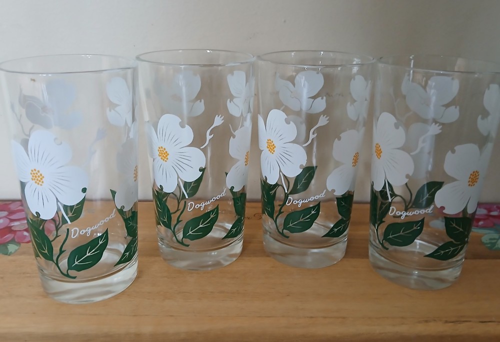 4 Vintage Boscul Peanut Butter Juice Glasses White Dogwood
