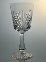 Lovely Buckingham Crystal Water Goblet by Oscar de la Renta 7 3/8″ 12 avail EUC