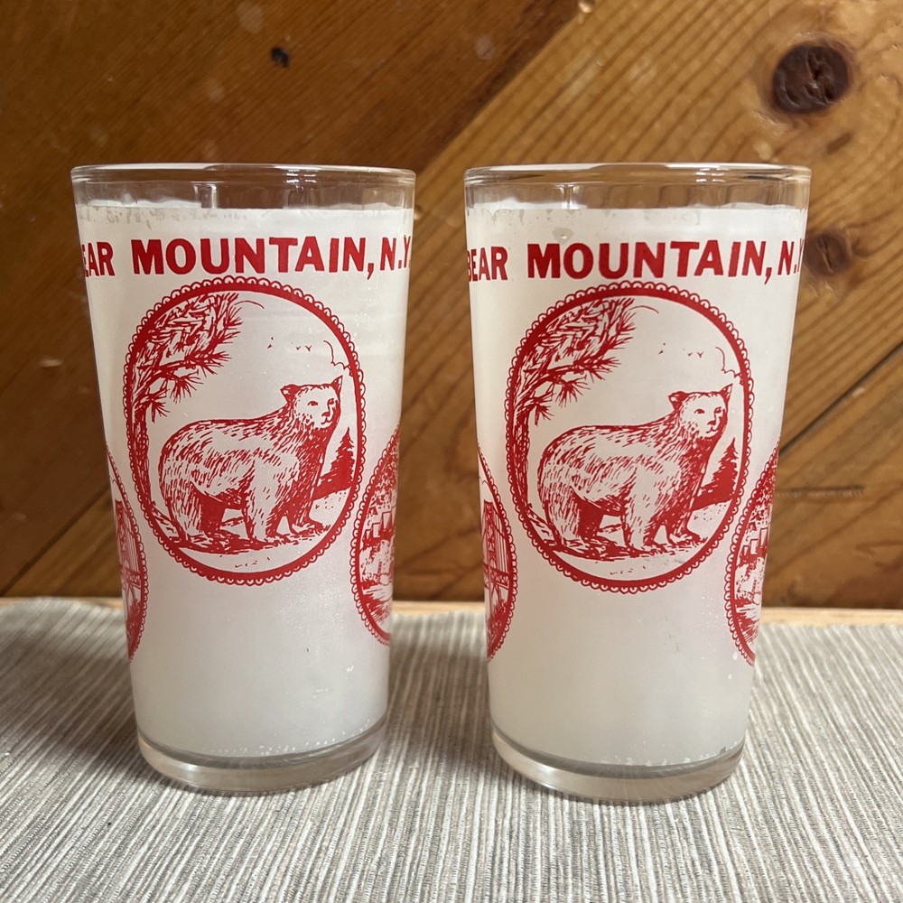 2 Vintage Bear Mountain NEW YORK Hazel Atlas MCM Frosted Glasses Tumbler State