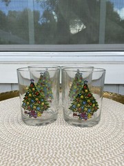 Christmas Treasure By Carlton Old Fashioned Glasses (set Of 4)