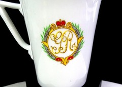 CWS Windsor Porcelain King George & Queen Mary 3 7/8″ Silver Jubilee Mug 1935