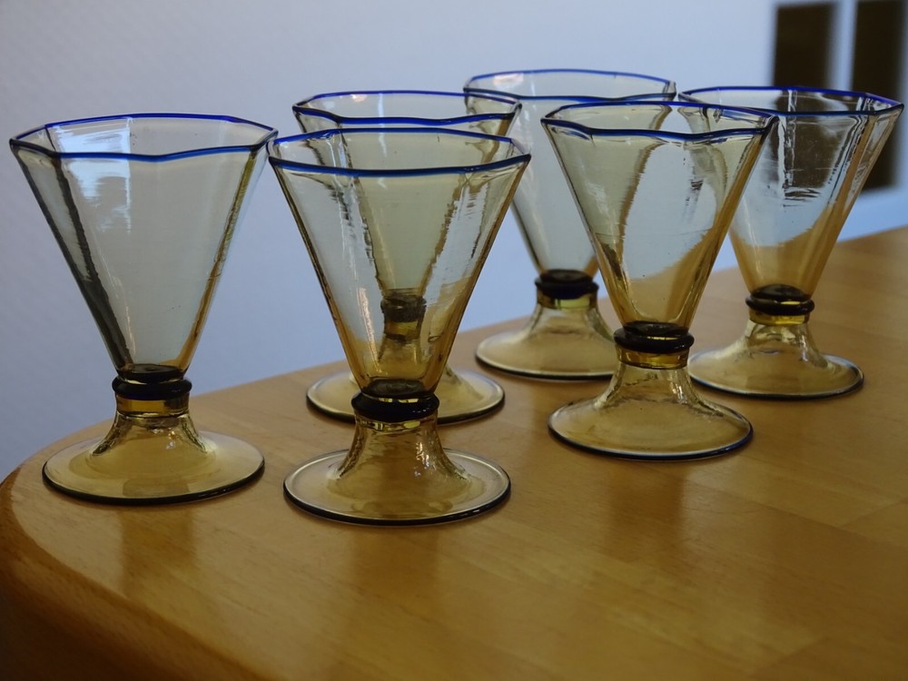 6 VINTAGE ITALY VENETIAN MURANO SHOT GLASSES OCTAGONAL AMBER LIGHT AND BLUE