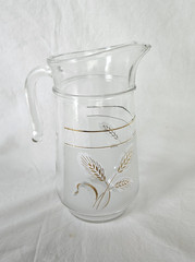 Vintage Italy Frosted Wheat Glass Pitcher & 4 Tumbler Glasses w/ Gold Trim