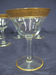 Vintage Tiffin-Franciscan Rambler Rose Clear Champagne/Tall Sherbert Gold Trim
