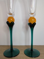 Czech Atelier Morava Art Glass 11.75″ Champagne Flutes Green Orange Pair 2 Mint