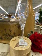 Oscar de la Renta Crystal Le Grande Fleur -Tall Champagne Flutes-9 1/4″