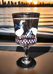 Tienshan Libbey Aunt Rhody Duck Goose Water Goblet Stemware 6.75″H 12oz