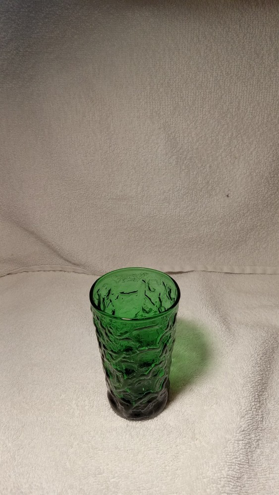 Anchor Hocking Crinkle Emerald Green Juice Glass Milano Tumbler VTG MCM 3.75”