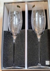 Flawless HOYA Crystal Champagne Flutes Rare Modern Swirl Set/2 In Box Hand Wash