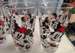 Disney Minnie Mouse All Over Glass 16 oz Fun Faces Glassware Cup (Set Of 4)(F2)