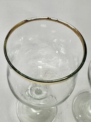 Vintage Wine Glasses Goblets Set Of 2 7” Elegant Gold Trim Bar Classic