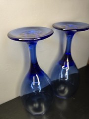 Vintage Libbey Teardrop Pair of (2) Wine/Water Glasses 7.5″ Cobalt Blue Fade