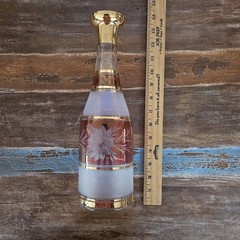 Vintage Frosted Cut Glass Traube Cranberry Red & Gold Decsnter 16″ Tall Pretty!