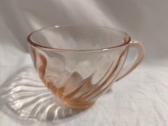 1980 Arcoroc France «Rosaline», Pink Swirl, 3.5″ Tea Cup, Vintage – PRE-OWNED