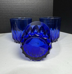 3 Luminarc Arcoroc Cobalt Blue Glasses 3.5″ Tall 8 Oz Made in France Barware
