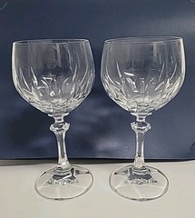 2 Scott Zwiesel Cut Crystal Wine Glasses 6-1/4″ Tall ×3″ Wide At The Rim