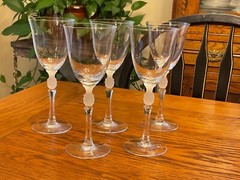 Crystal Saski 7 3/4” Frosted Pineapple Stem 8 oz. Wine Glasses Made in Japan (5)