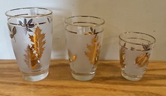 VTG 1960’s-70’s Libbey Glassware Frosted Gold Leaf Autumn Fall Glass 3 Sizes Set